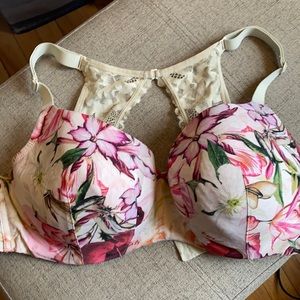 Cacique balconette w/lace keyhole & floral pattern